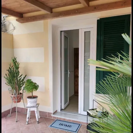 Exotic Flavour House La Spezia