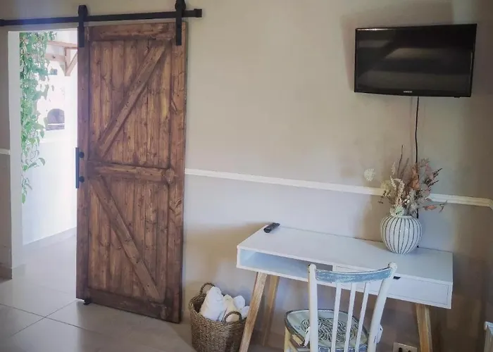 Exotic Flavour House Pensión *