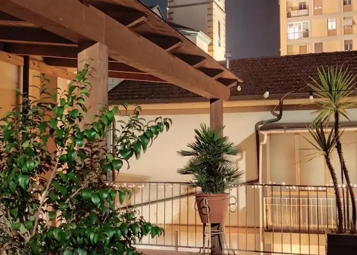 Exotic Flavour House Pensión La Spezia